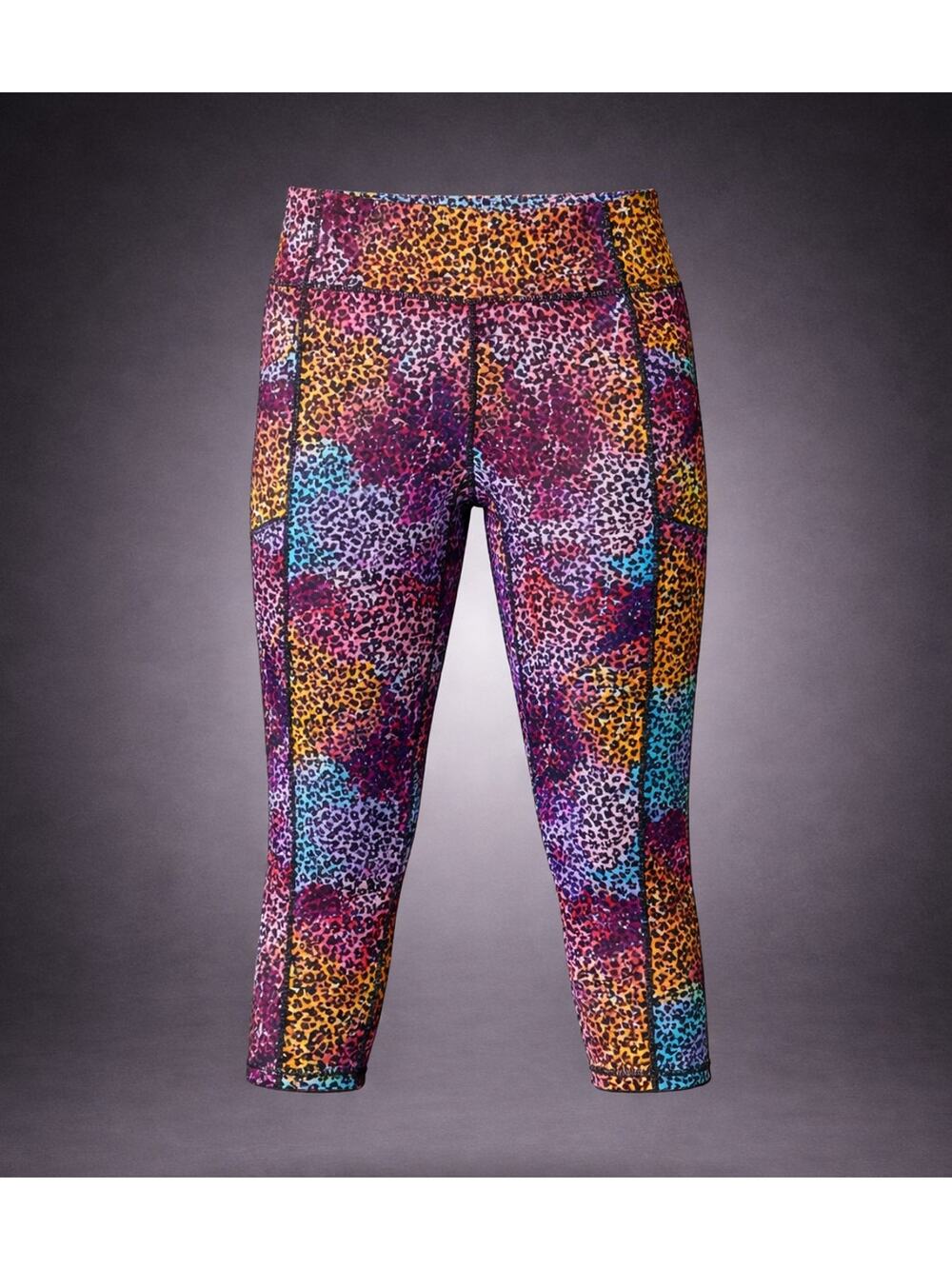Ladies Medium Moisture Wicking Animal Print Athletic Capri Pants With Pockets